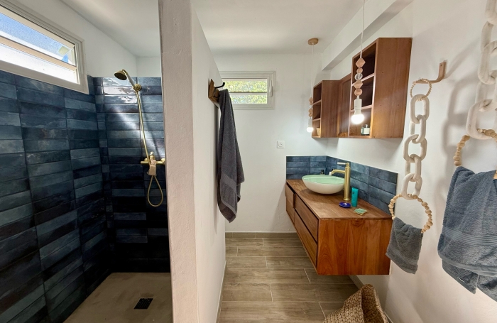 Jolie maison T5 rénovée - SAINTE-LUCE