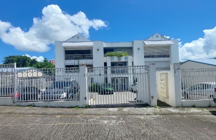 Vente Appartement 56.12m² 3 pièces Schoelcher