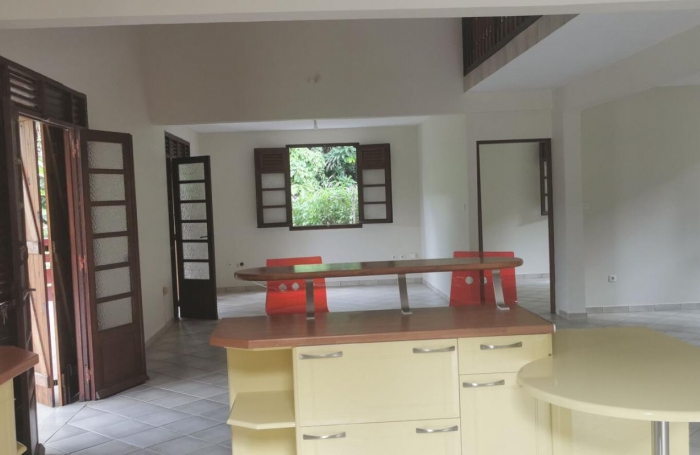 Location Maison 157m&sup2; 6 pièces Le Lamentin