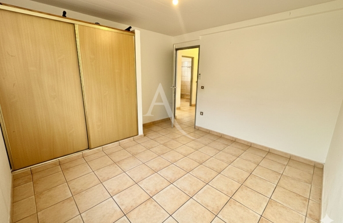 Vente Maison 110m&sup2; 5 pi&egrave;ces Rivi&egrave;re Sal&eacute;e