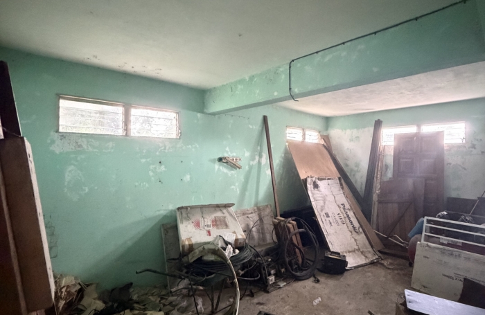 Immeuble &agrave; r&eacute;nover au Saint-Esprit