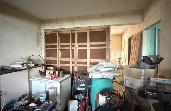 Immeuble &agrave; r&eacute;nover au Saint-Esprit