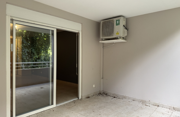 Grand studio &agrave; acheter &agrave; Fort-De-France