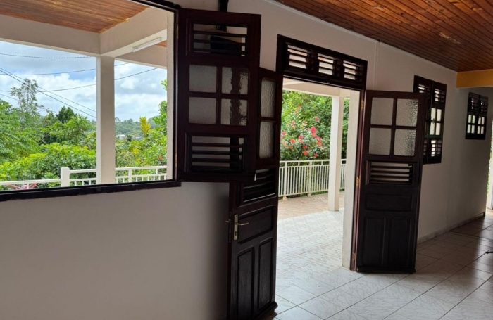 Location Maison 90.21m&sup2; 5 pièces Rivi&egrave;re Pilote