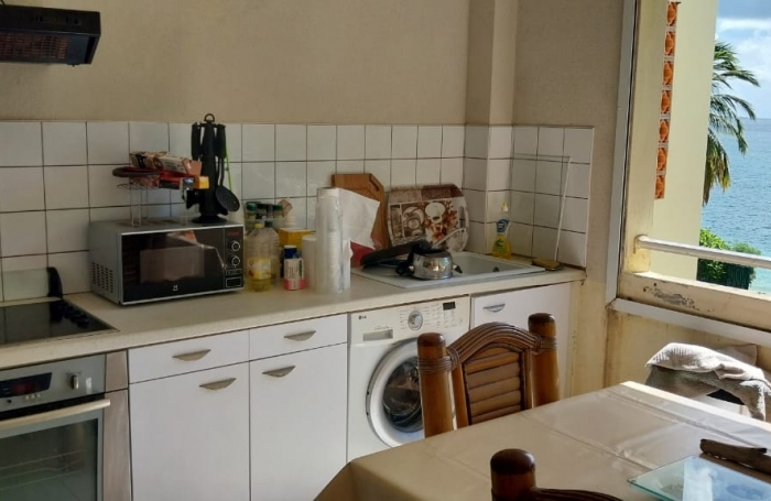 Appartement T2 vendu avec locataire en place, vue mer imprenable - SAINTE-LUCE