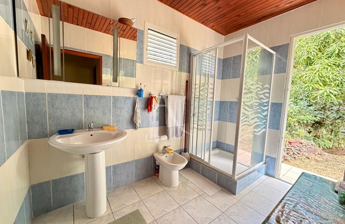 Vente Maison 105.59m&sup2; 4 pi&egrave;ces Schoelcher