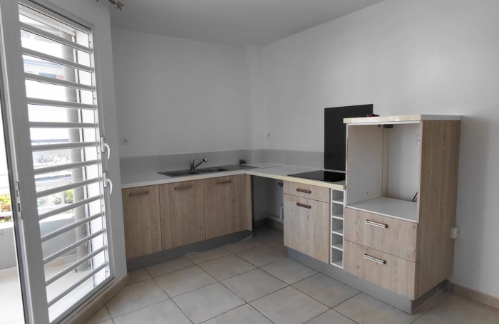Appartement F2 en r&eacute;sidence Senior, calme dans un environnement agr&eacute;able - SCHOELCHER