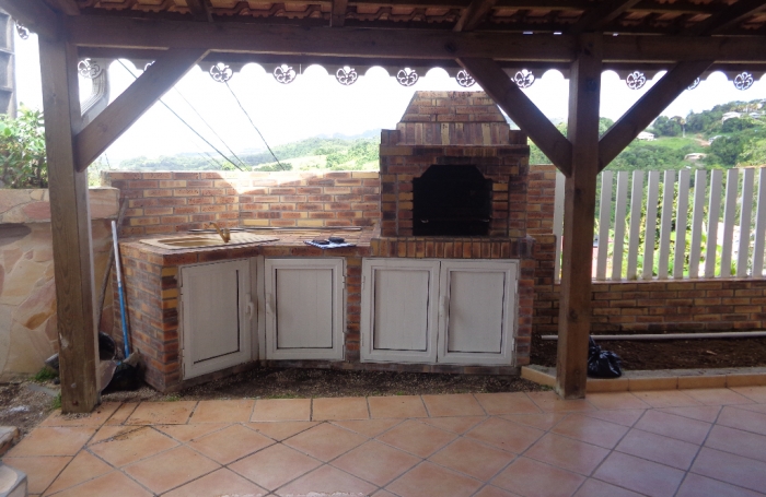 Vente Maison 226m&sup2; 9 pi&egrave;ces Ducos