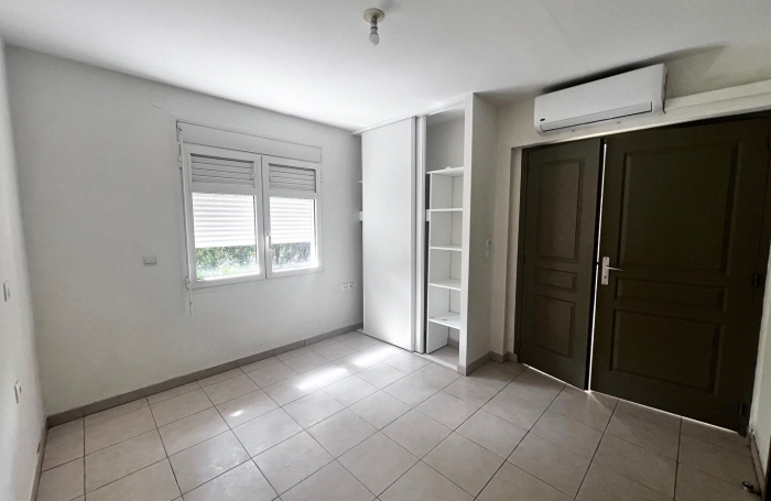 Vente Appartement 42.19m&sup2; 2 pi&egrave;ces Fort de france