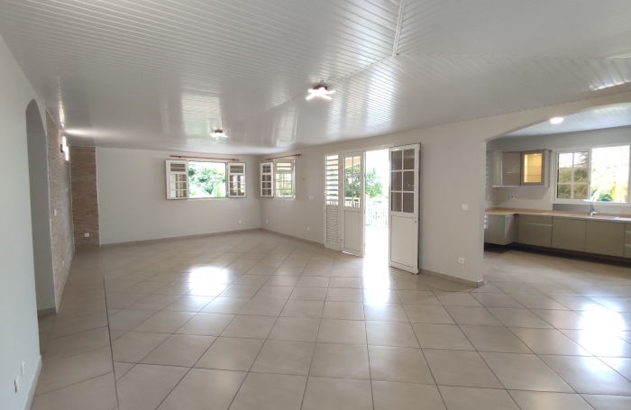 Spacieux Haut de villa T4- quartier Micolo Case Pilote