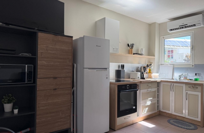 T2 MEUBLE R&eacute;sidence avec piscine LE DIAMANT