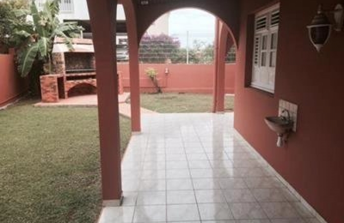 Location Maison 165m&sup2; 5 pièces Le Robert