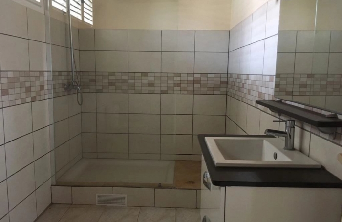 Location Maison 165m&sup2; 5 pièces Le Robert