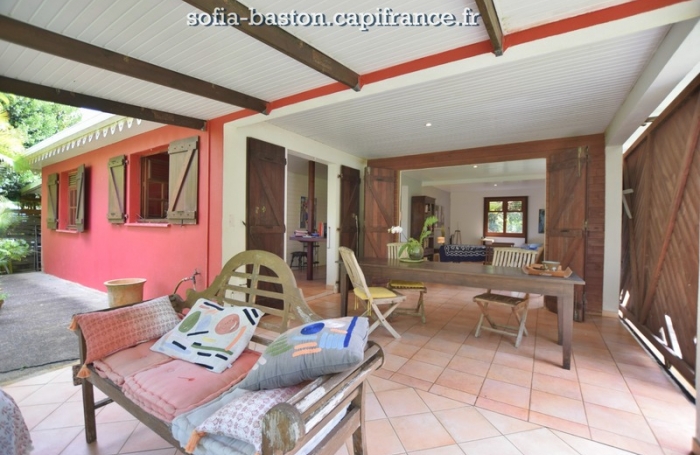 Vente Maison 106m&sup2; 5 pièces Les Trois Ilets