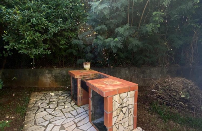 Villa avec vue d&eacute;gag&eacute;e sur les ilets du Robert - LE ROBERT