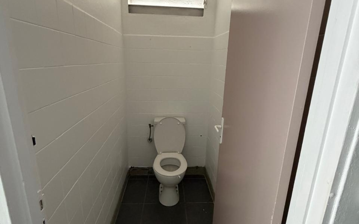 Cluny- Bureaux avec terrasse &ndash; Acc&egrave;s rocade imm&eacute;diat