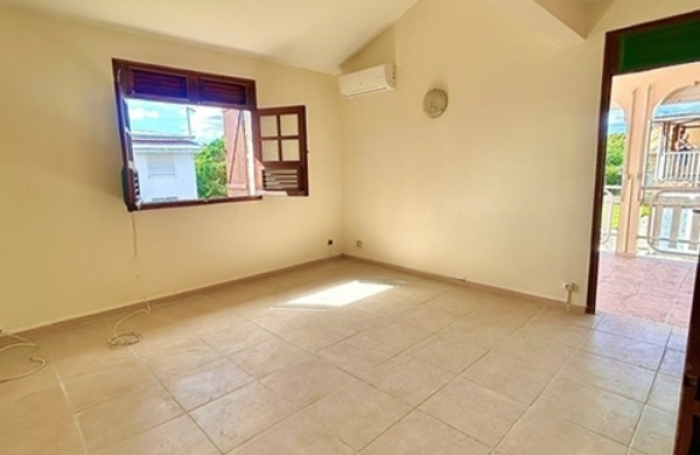Location Maison 135m&sup2; 7 pièces Le Lamentin