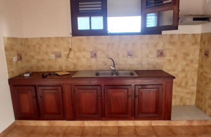 Location Maison 94.58m&sup2; 4 pièces Rivi&egrave;re Sal&eacute;e