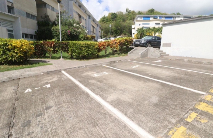 Vente Appartement 84.28m&sup2; 4 pièces Le Marin