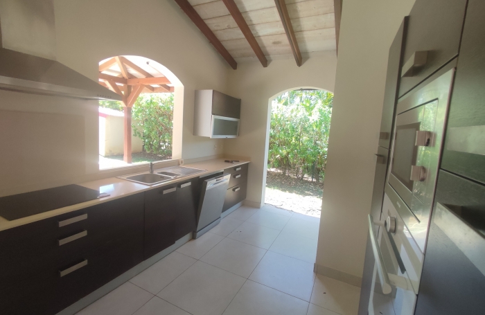 Villa prestige T5 au charme cr&eacute;ole - Cap Est