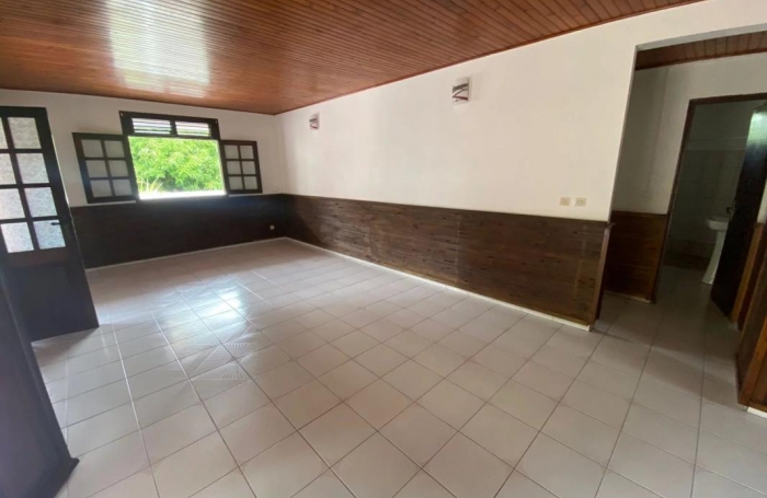 Location Appartement 85m&sup2; 3 pièces Sainte Marie