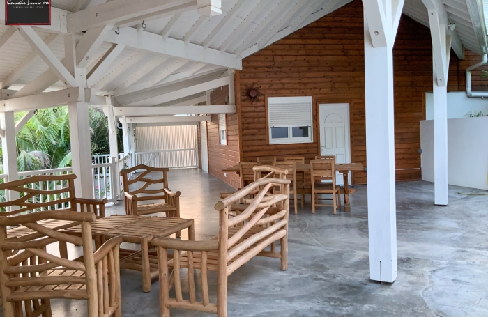 Villa Meubl&eacute;e F4/5 avec Piscine priv&eacute;e - Le Diamant (97223)