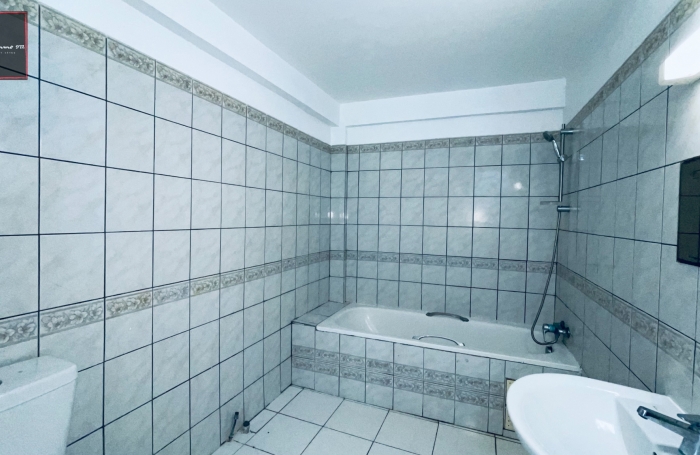 Appartement T4 avec Vue Imprenable sur la Baie   Le Marin