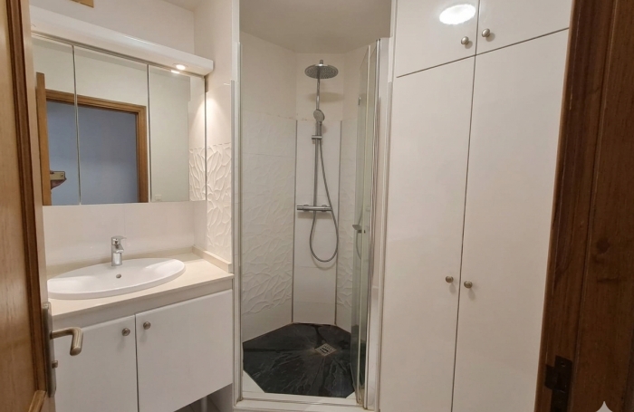 GRAND T4 -BATELIERE avec jardinet