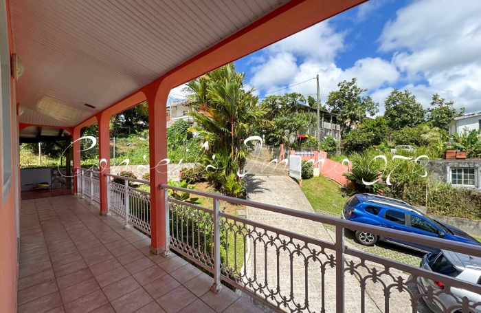 T4 meubl&eacute; vue mer horizon, terrasses & acc&egrave;s privatif - Morne Pitault