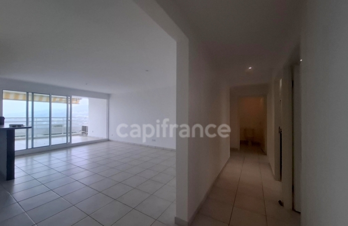 Location Appartement 94m&sup2; 4 pièces Schoelcher