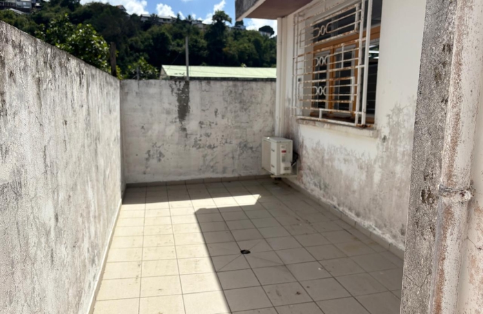 Maison divisible en 2 T3   Plage et commodit&eacute;s &agrave; 1 min &agrave; FOND LAHAYE SCHOELCHER