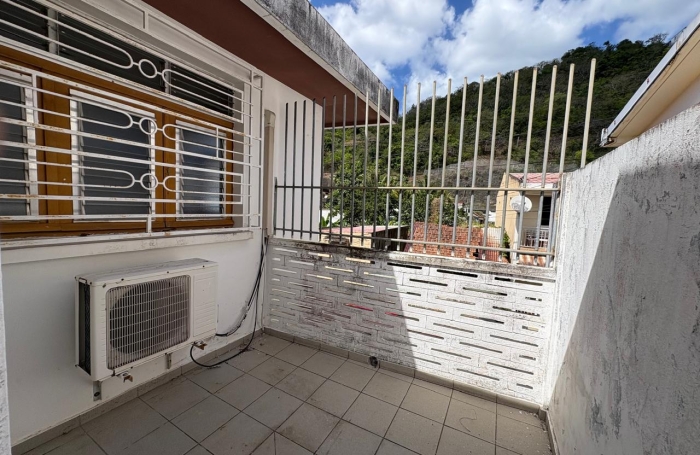 Maison divisible en 2 T3   Plage et commodit&eacute;s &agrave; 1 min &agrave; FOND LAHAYE SCHOELCHER