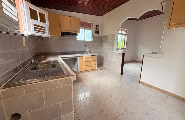 Location Appartement 115m&sup2; 4 pi&egrave;ces Saint-Joseph