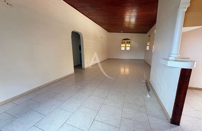 Location Appartement 115m&sup2; 4 pi&egrave;ces Saint-Joseph