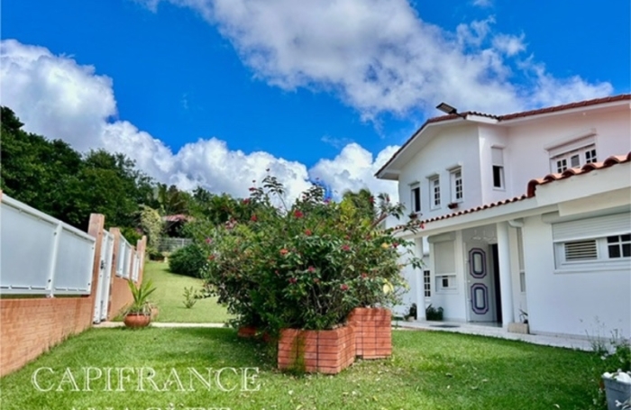 Vente Maison 345m&sup2; 10 pièces Schoelcher