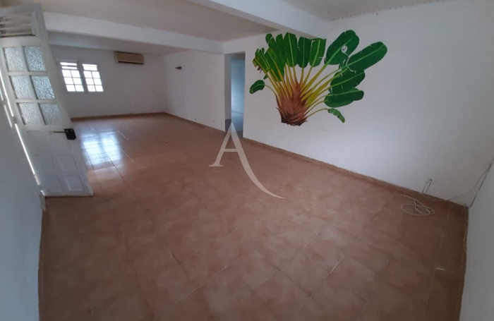 Vente Maison 118m&sup2; 4 pi&egrave;ces La Trinit&eacute;