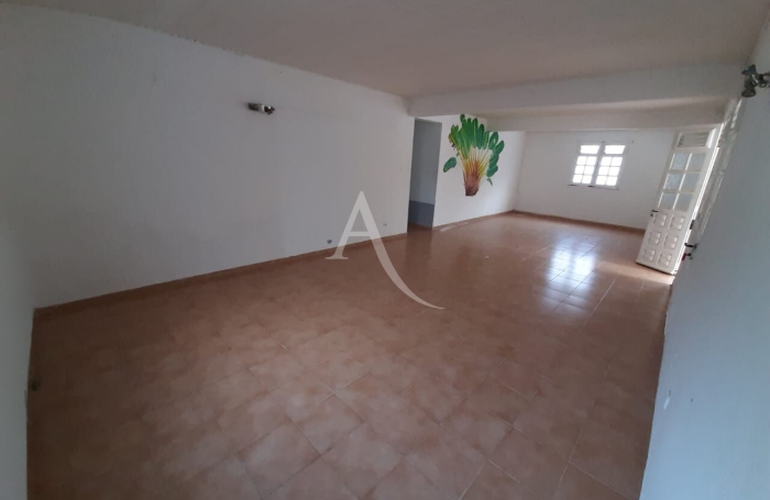 Vente Maison 118m&sup2; 4 pi&egrave;ces La Trinit&eacute;