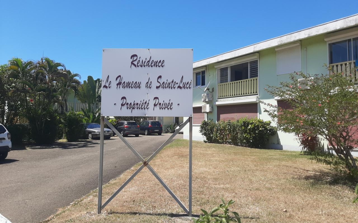 Sainte-Luce T2 r&eacute;nov&eacute; &agrave; 1 min de la plage - 268 K&euro;