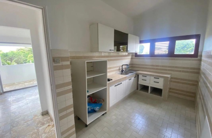 Location Bureaux 267m&sup2; 10 pièces Schoelcher