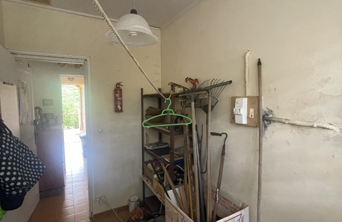 Grand T4 avec fort-potentiel &agrave; acheter &agrave; Rivi&egrave;re-Sal&eacute;e