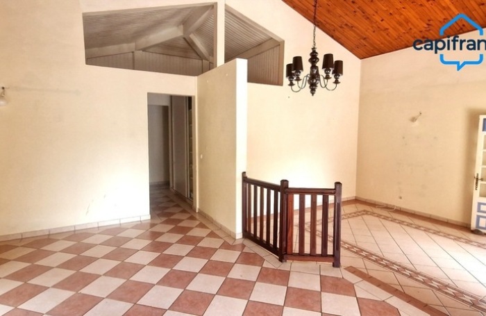 Vente Maison 166m&sup2; 5 pièces Le Lamentin