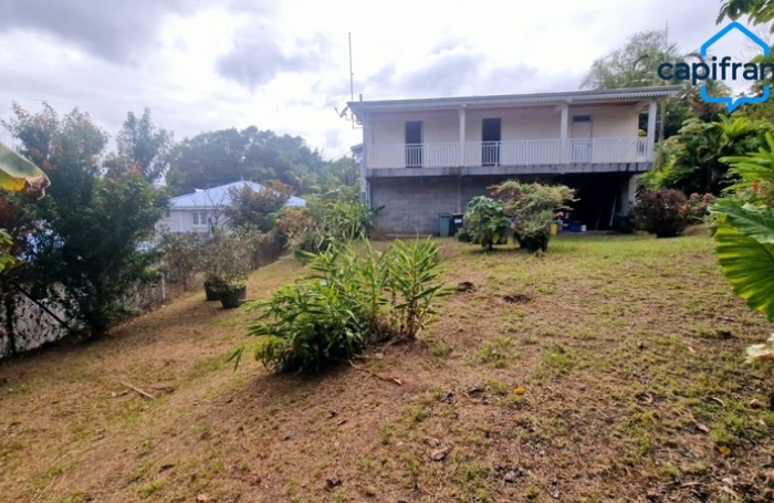 Vente Maison 166m&sup2; 5 pièces Le Lamentin