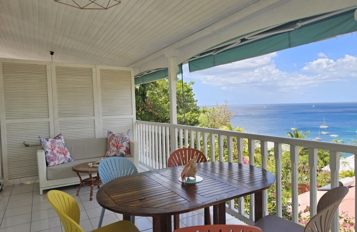 VILLA CREOLE 4 LOGEMENTS VUE MER