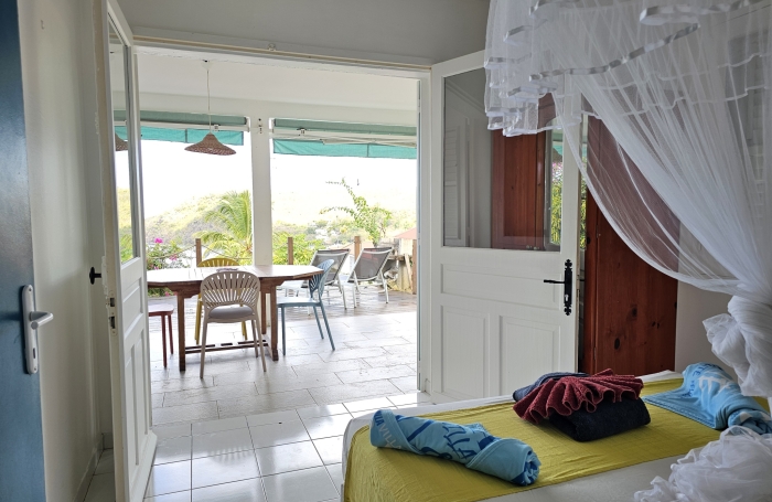 VILLA CREOLE 4 LOGEMENTS VUE MER