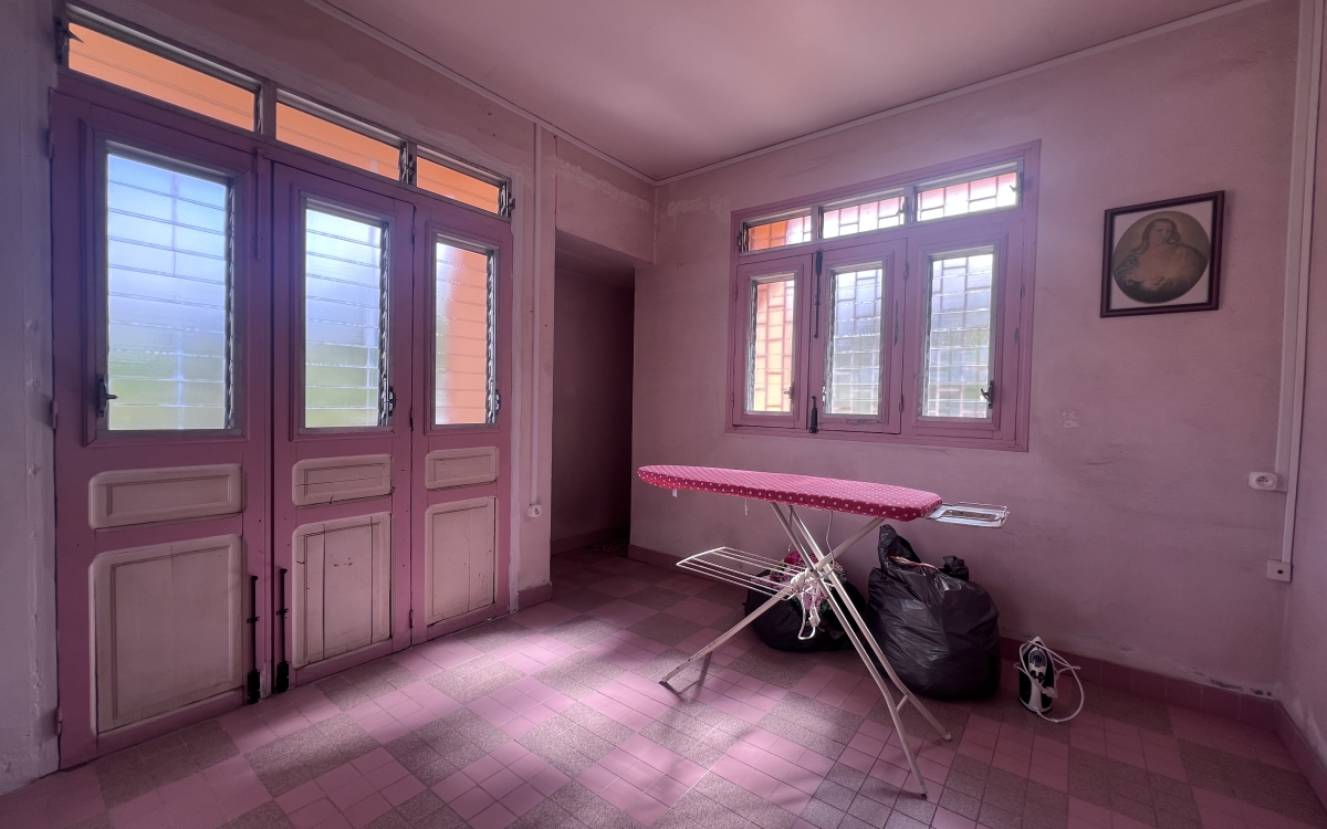  Trinit&eacute; bourg- Villa 4 chambres avec grands volumes - 405K&euro;