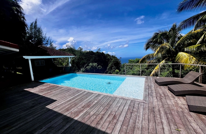 Vente Maison 125m&sup2; 5 pi&egrave;ces Case-Pilote