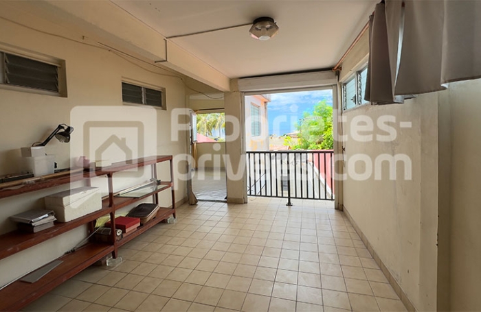 Vente Maison 170.24m&sup2; 7 pièces Saint Pierre