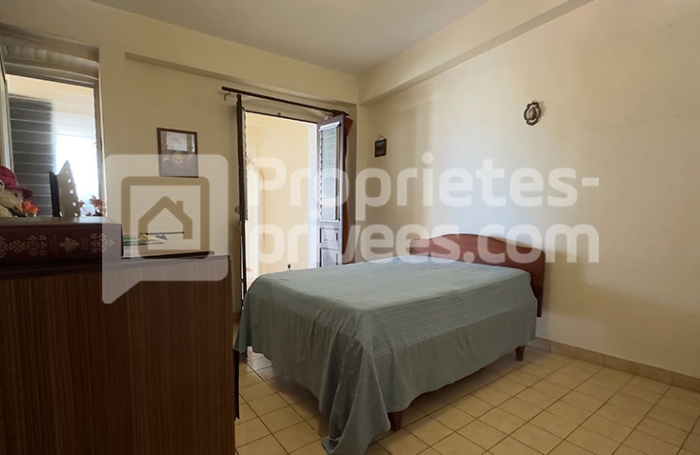 Vente Maison 170.24m&sup2; 7 pièces Saint Pierre