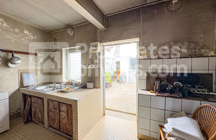 Vente Maison 170.24m&sup2; 7 pièces Saint Pierre