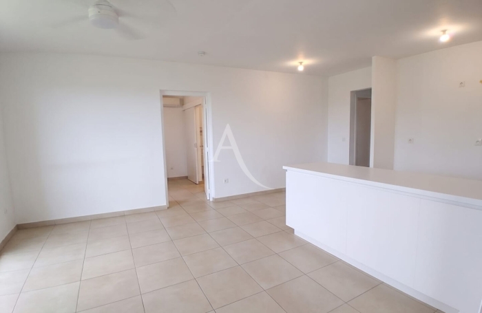 Location Appartement 78.27m&sup2; 4 pi&egrave;ces Saint-Joseph